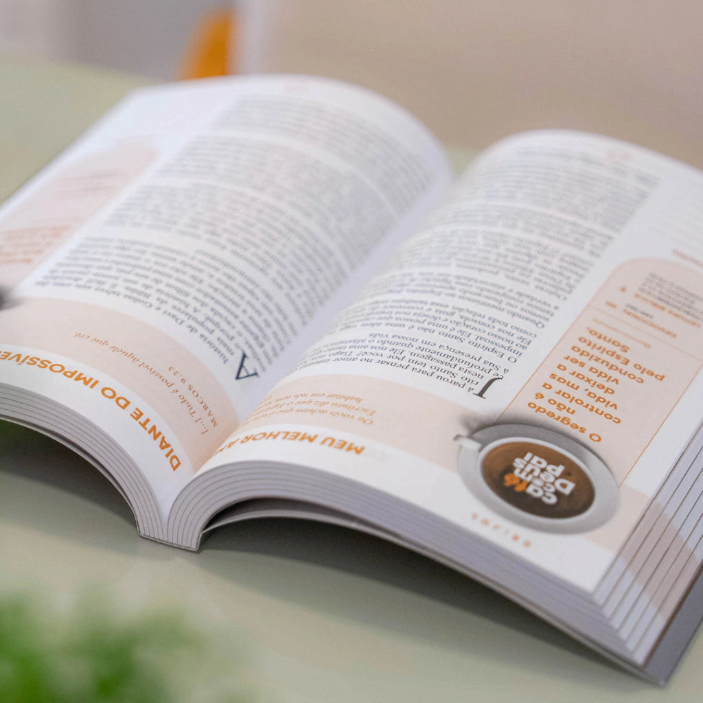 10 livros Café com Deus Pai vol.6 (brochura) + Caneca (presente)